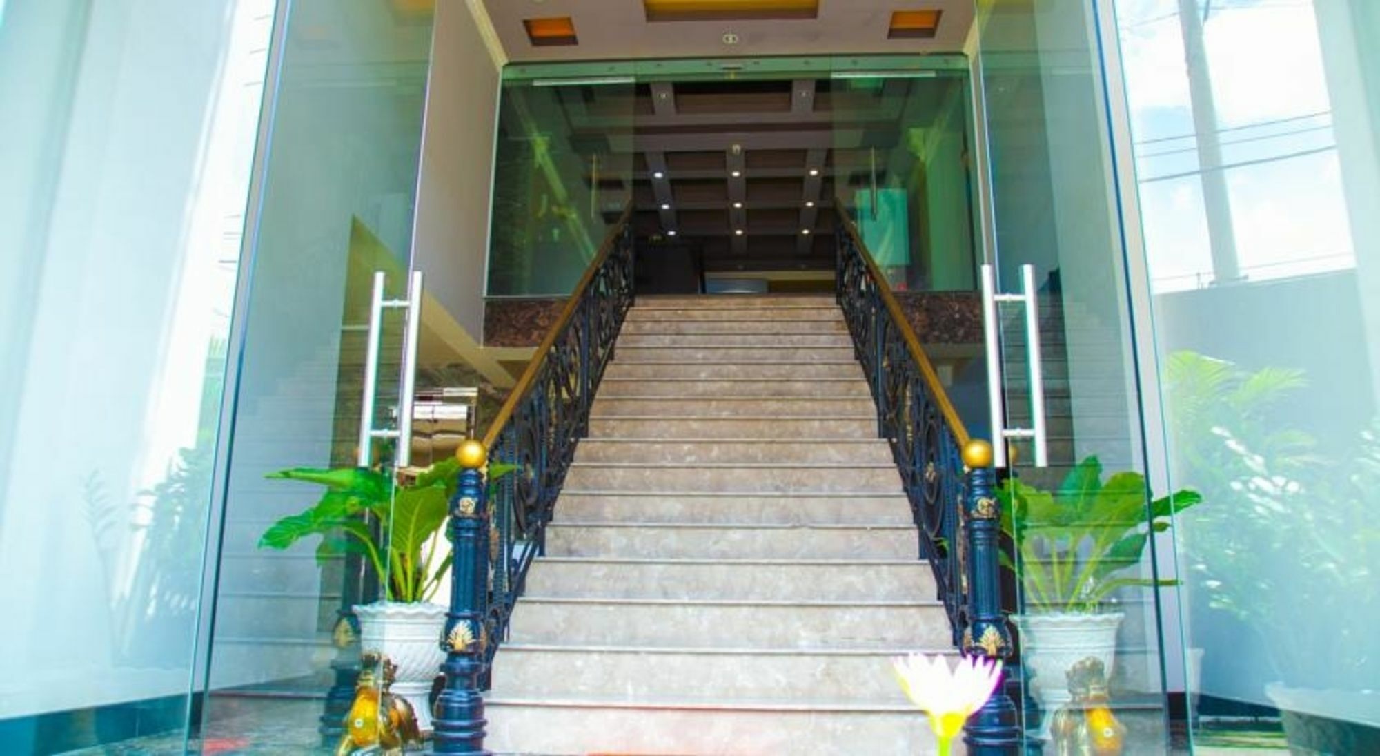 Eden Roc Hotel Ho Chi Minh Zewnętrze zdjęcie